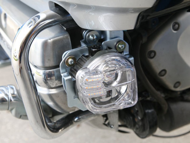 Show Chrome 52-916A Tridium Fog Lights for Goldwing GL1800